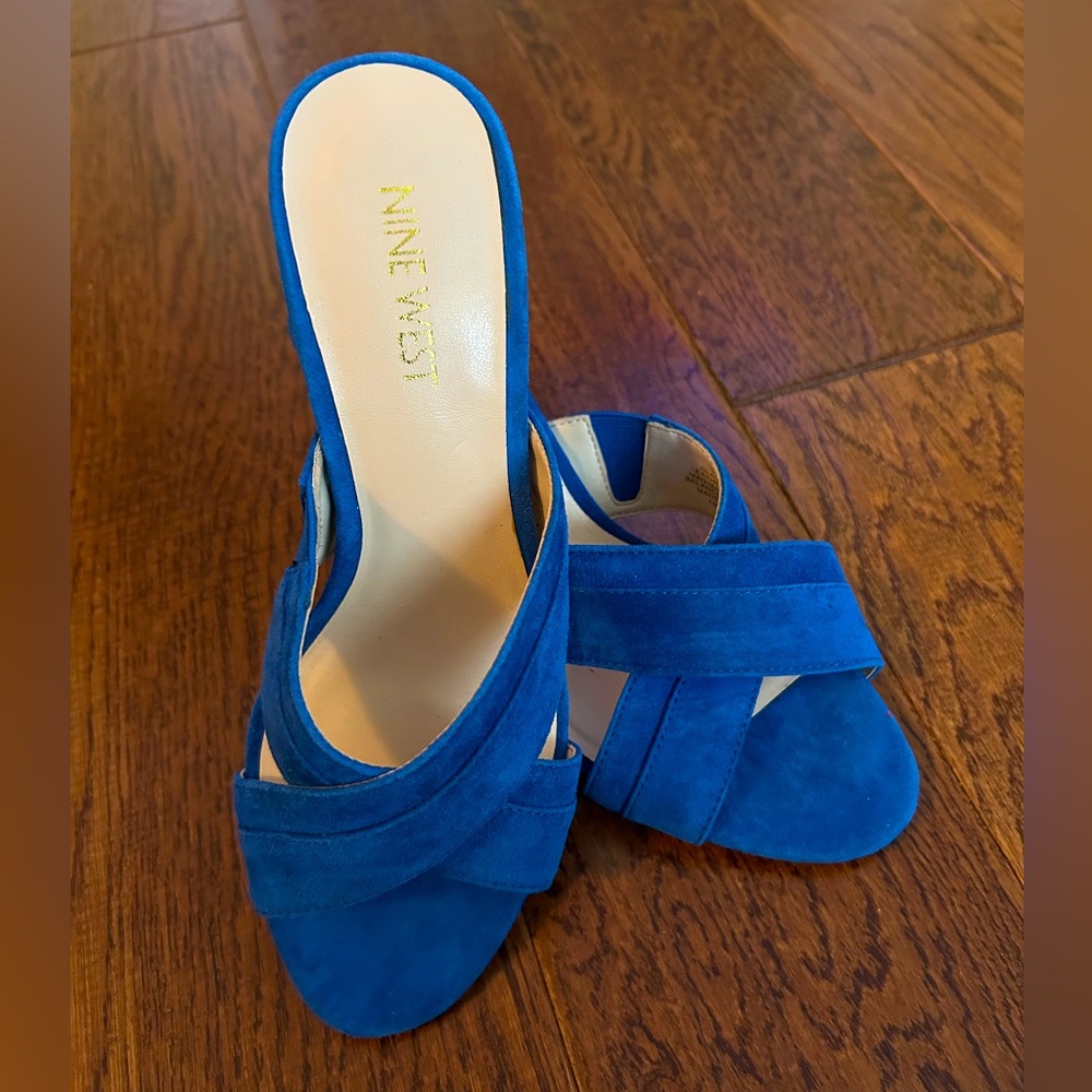 Nine West beautiful blue 3” block heels